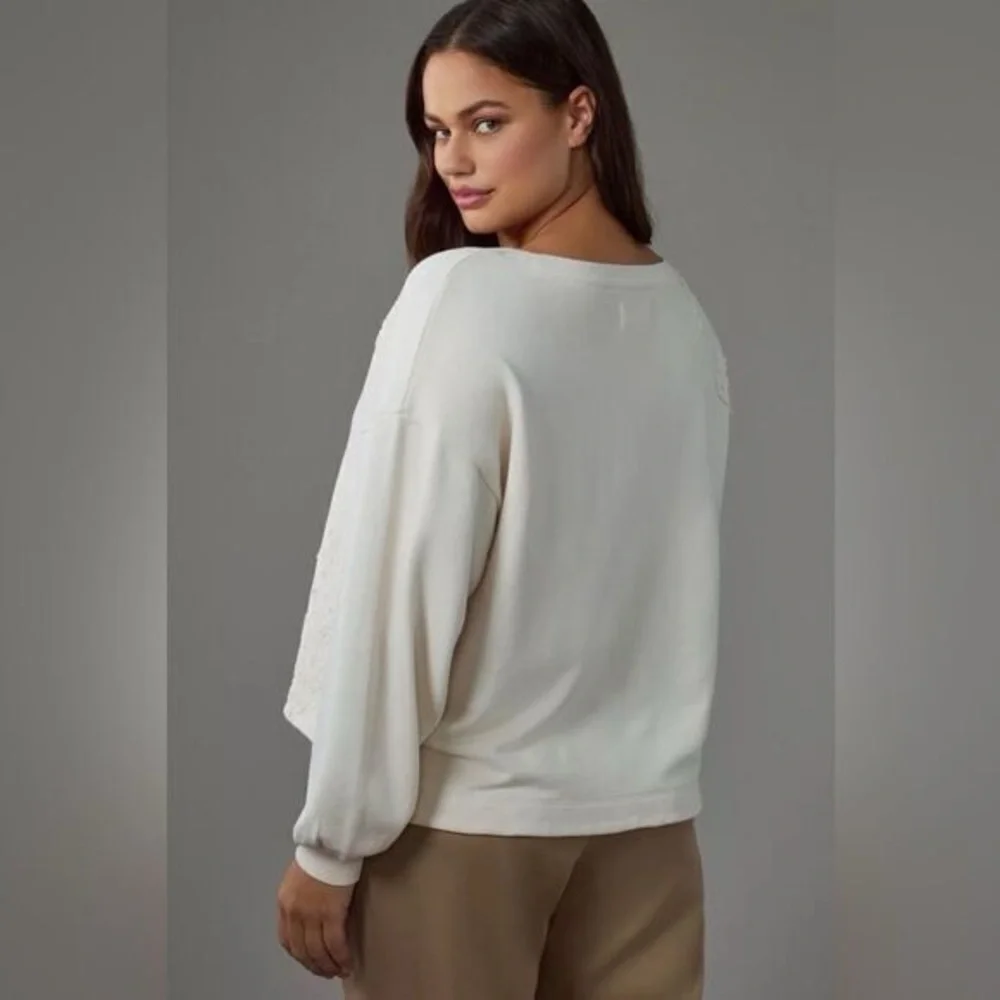 Anthropologie Crochet Appliqué Pullover Sweatshirt in Ivory Size Small